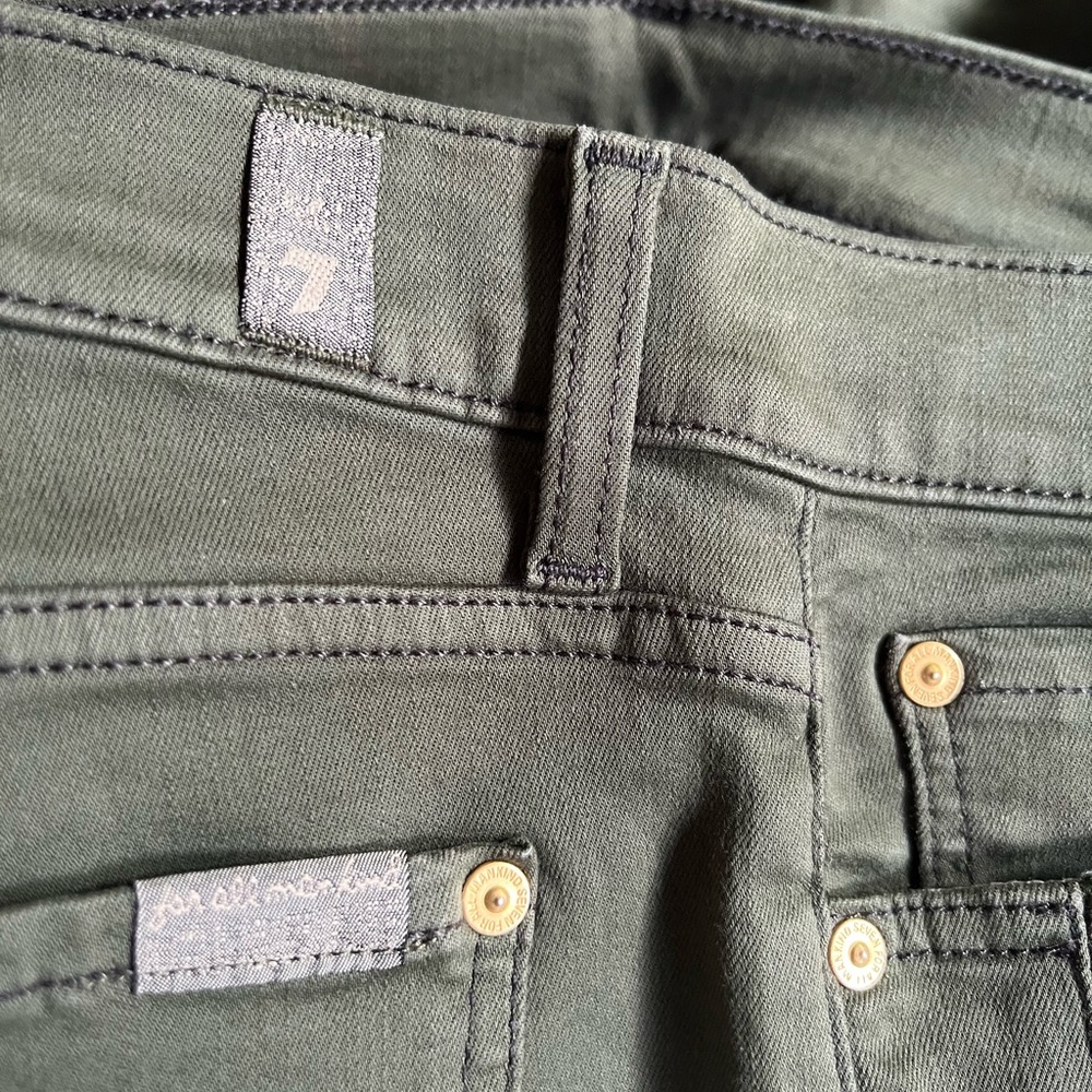 Jeans - Picture 7 of 9